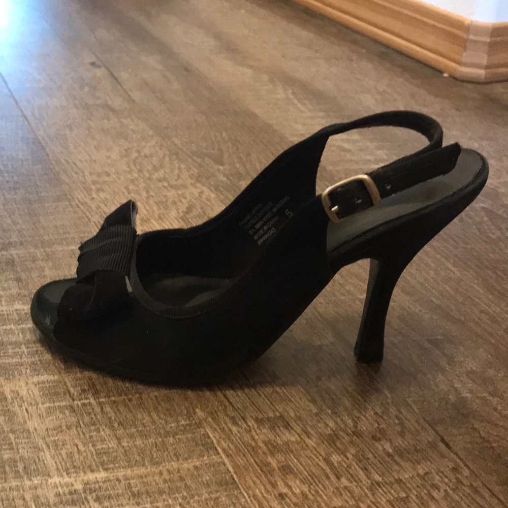 Black heels